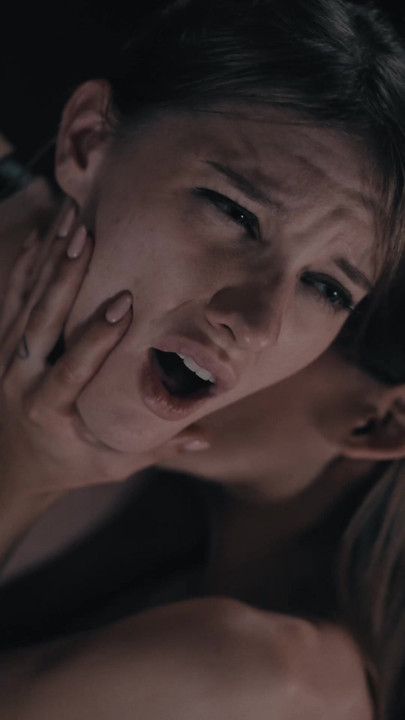 Vampire Parody Facesitting Scissoring