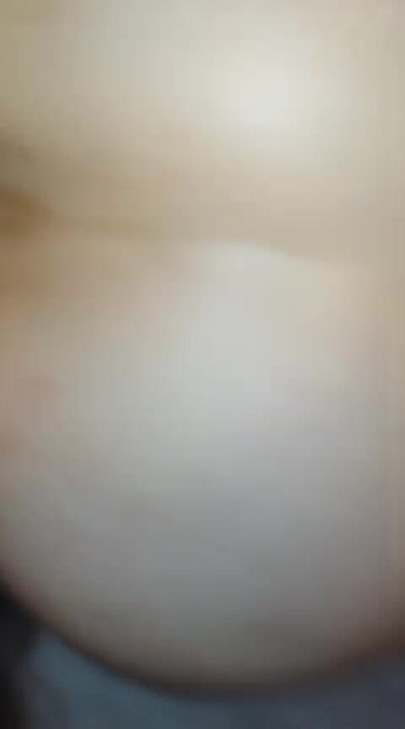 THE BIG ASS OF THE ONE IN THE TOILET ASKS ME TO WHIP ⚡ HER