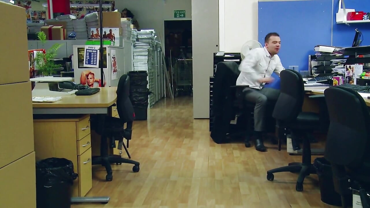 Matt Brookes and Mackenzie Cross fuck each other