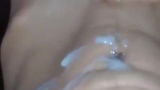 Pakistaanse jongen mastrubute met mooi sperma