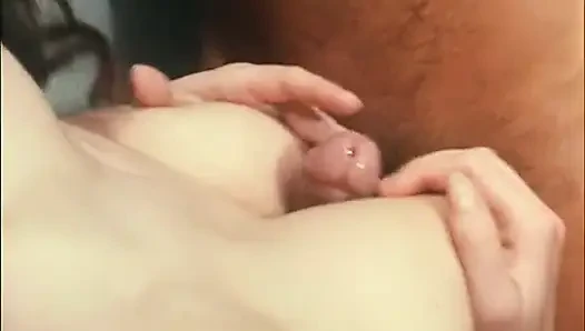 Pesta threesome lesbian seksi