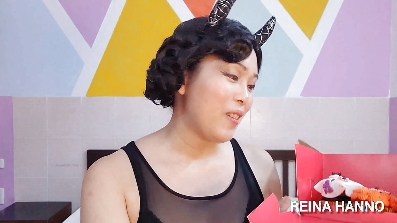 Horny Madame Pt 01: Halloween Cupcake Creaming