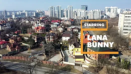 Genç sürtük Lana Bunny için tek yol anal bribary - itspov