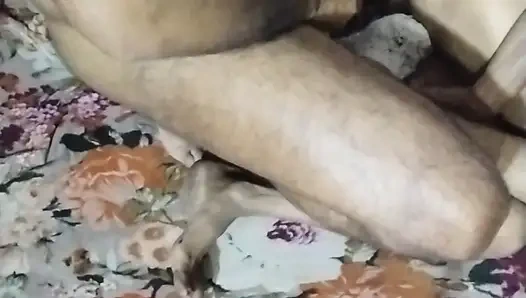 Okul yeni video kızı erkek arkadaşıyla sikişiyor