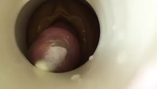 Condom sikme tarafından boşalmak kam adam