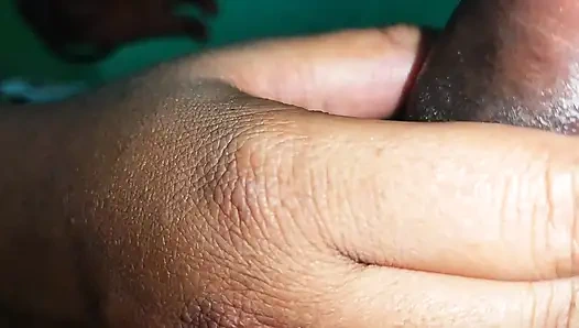 Indisches mädchen schönes blowjob-video hindi