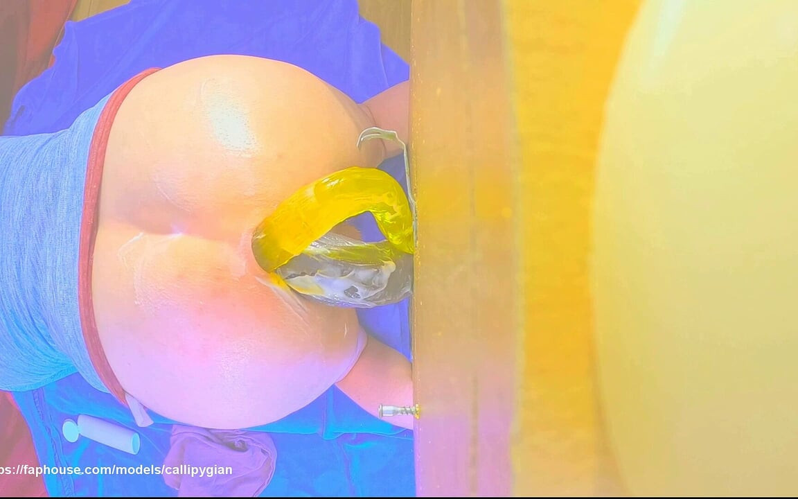 Trying 2 Dildos at Once 2