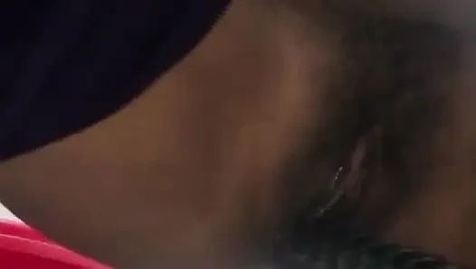 Bangladeşli kız tek başına seks yapıyor