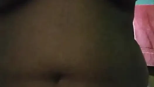sri lankan girl friend show her boobs to her bboyfriend