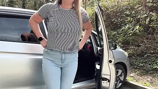 Жду Своего Друга, Но Я Не Смог Удержать Его И Промокнуть Мои Джинсы