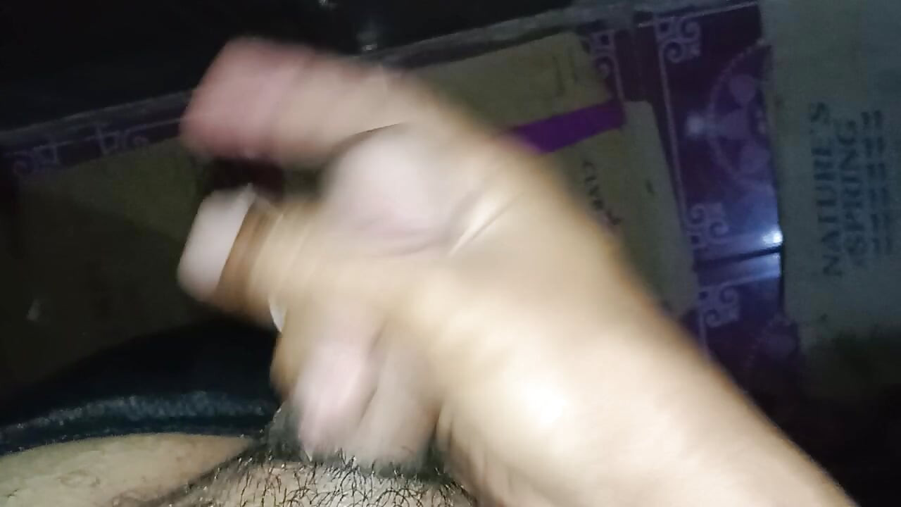 I pee on stainless kitchen sink