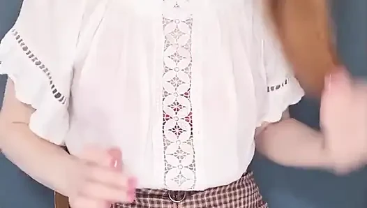 Toplantıda işiyor