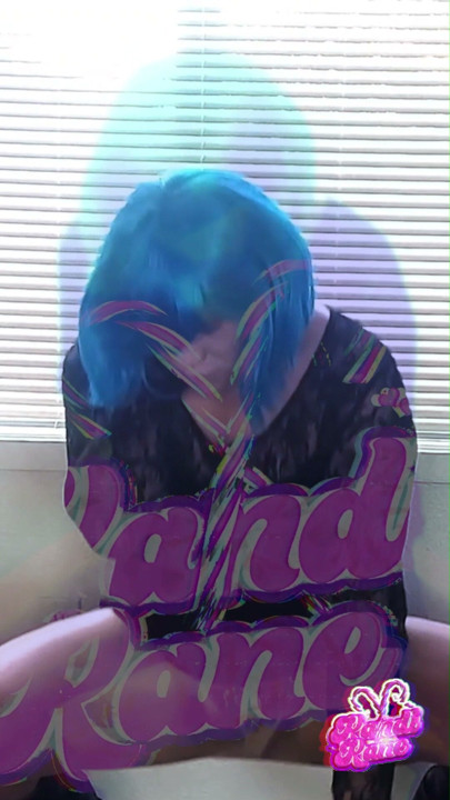 Kandi Kane Gets Down & Dirty