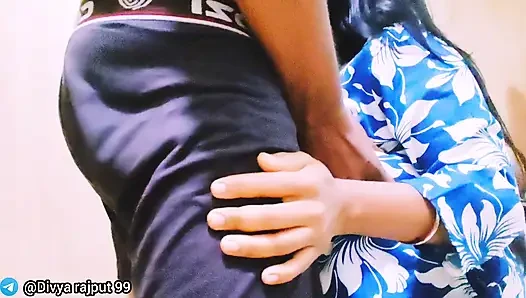 Mere Dost Ki Biwi Garam heiß