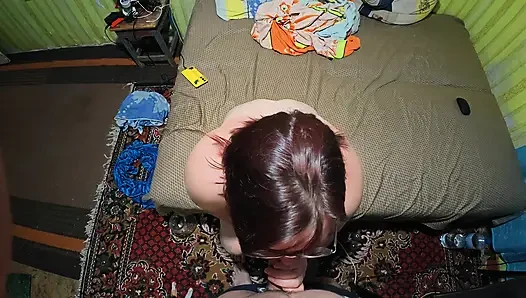 Öpüşmek istemedim. Onun sikini emmek zorunda kaldım.