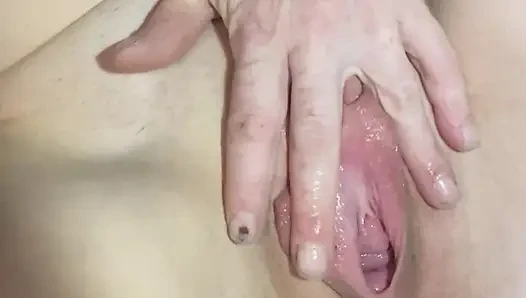 Pregnant & Horny Masterbating
