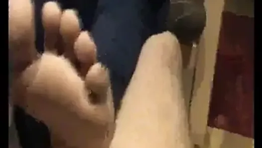 Amateur Asian Wife Foot Service