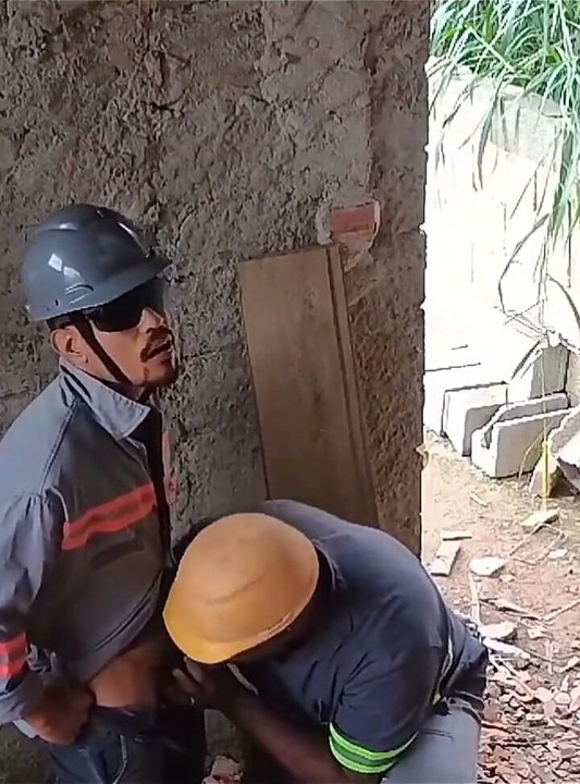 Electrician Fucking His Assistant During Work
