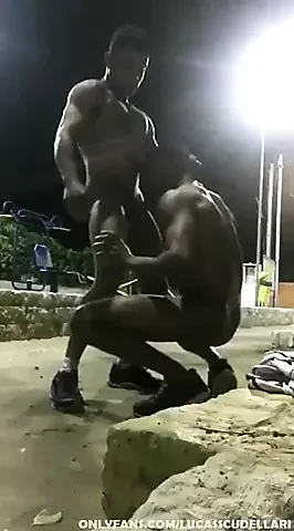 adelante
