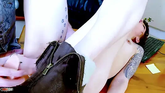 The model agency trick always works!