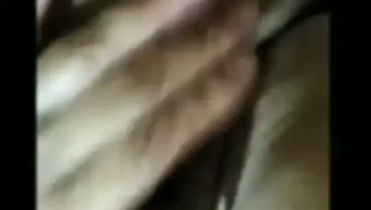 Assy wants again to squirt in video call
