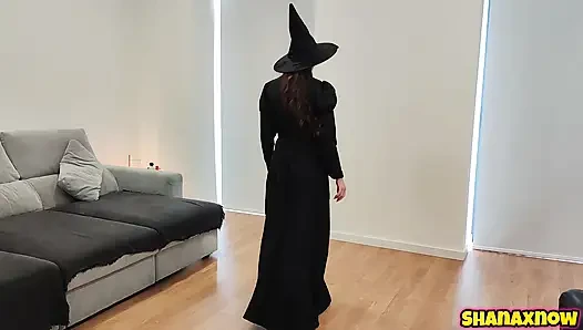 COSPLAYING WITCH THAT EATS YOUR ASS DEVOUR FOOD FETISH