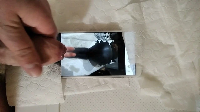 Cumshot on sexy girl ass, latex. Wikalodziara