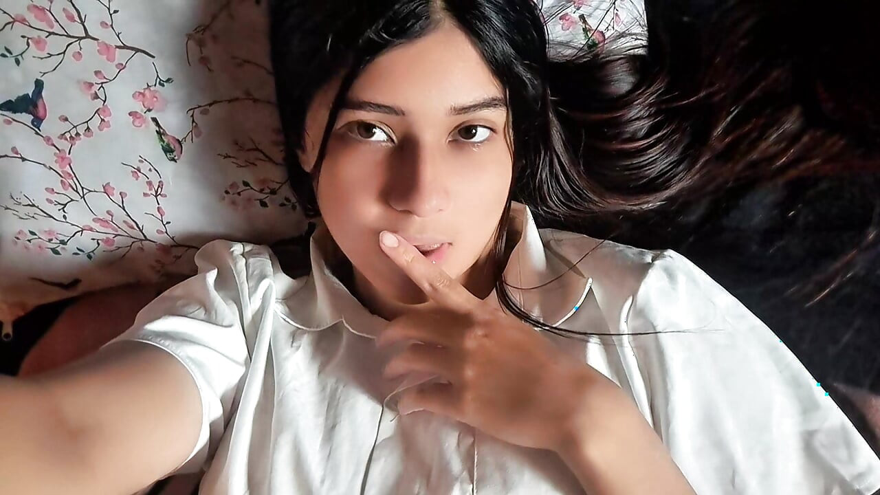 CHICA TRAICIONA A SU ESPOSO CON EL HERMANASTRO