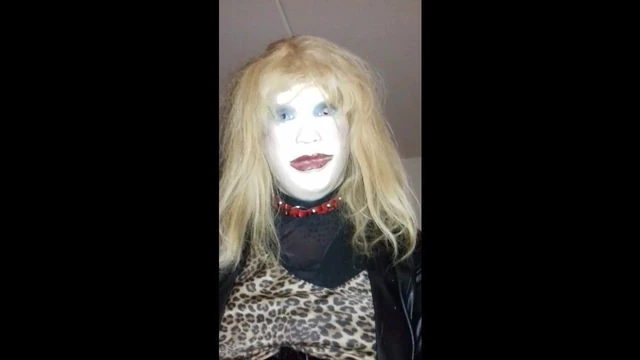 Katja Mask