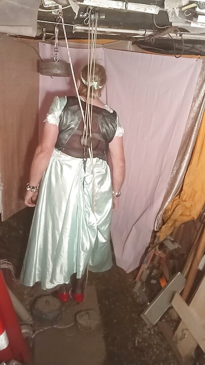 Stephanie: Slightly hanging on the Klitt