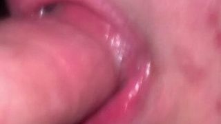 혀