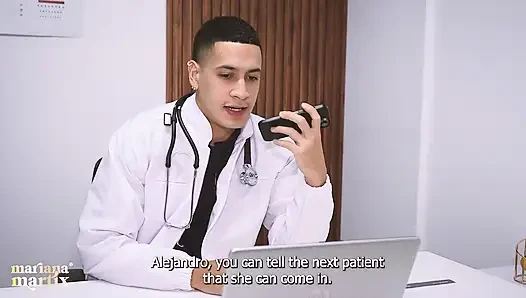 Janji temu dokterku yang berujung dientot sama kontol besar dokter - mariana martix & max betancur