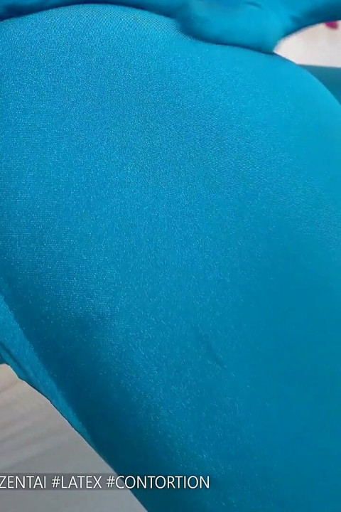 Doll Spoiled with Dildo