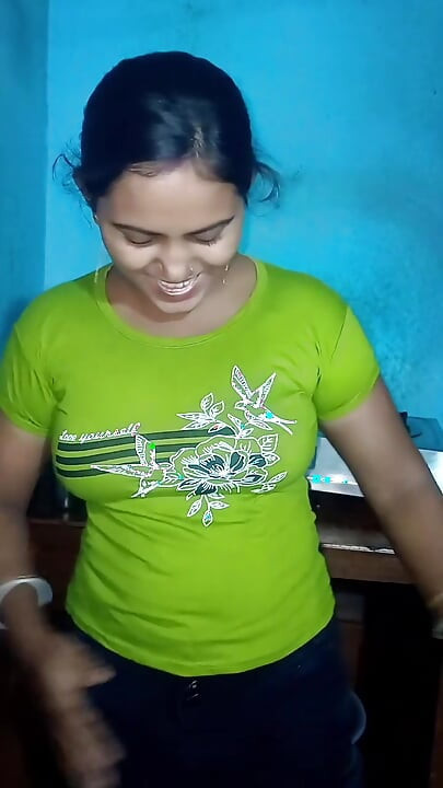 XXX Younger Step Bother Penis Got Hard After Seeing The Beauty of Hot Sister-in-law