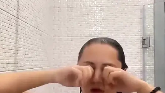 Cum with Me in Snapchat Shower