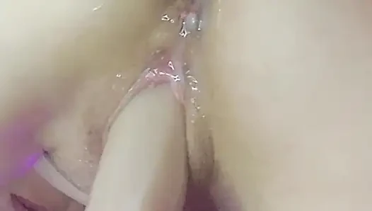 Playing with an Oiled Pussy Close-up