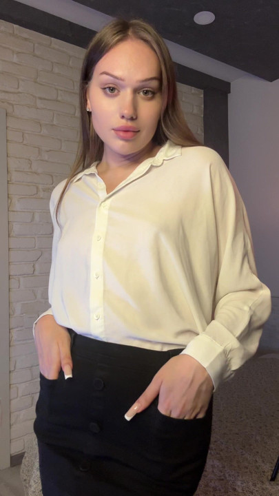 There was a huge dick under the teacher's skirt