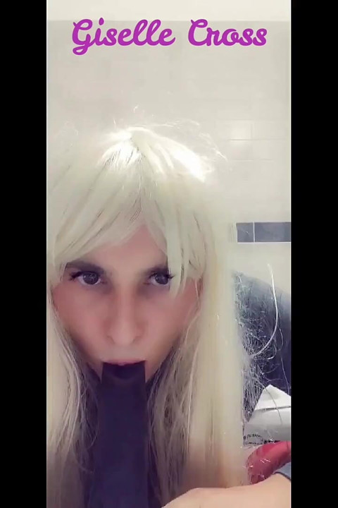 Büyük zenci yarağı dildo gırtlağına kadar alma eğitimi
