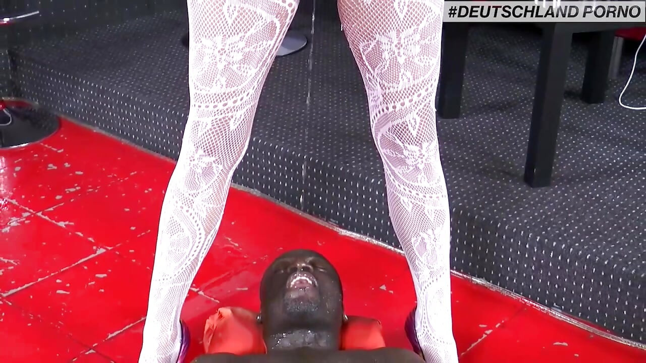 Cougar LanaVegas takes Kookie Ryan's cock and loves pissing!