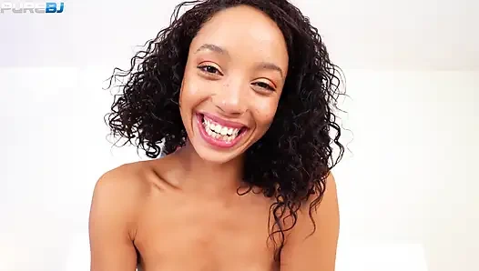 Pure BJ от Only3x представляет - Alexis Tae покрыты ее веснушками в сперме после минета