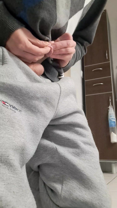 Femboy is making a new Piercing hole