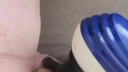 Masajcı yarağıma masaj yapıyor