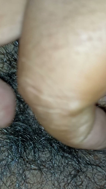 I grab and open the vagina of a slutty milf | Clip 2