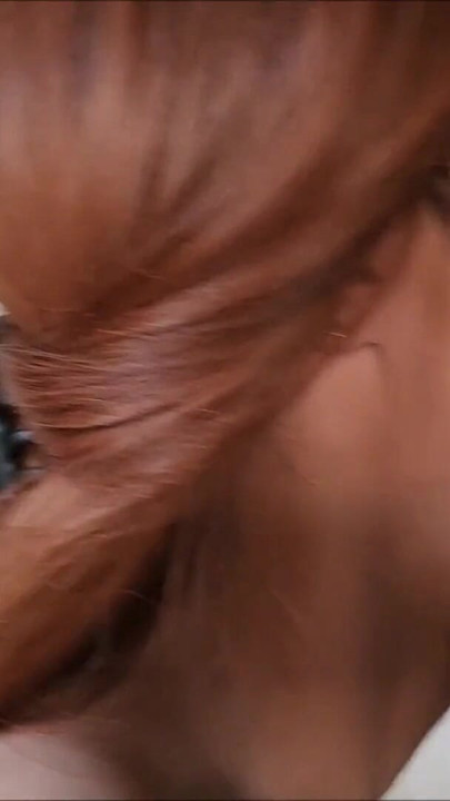 클로즈업 글로리홀 정액 삼키기 | 클립 1