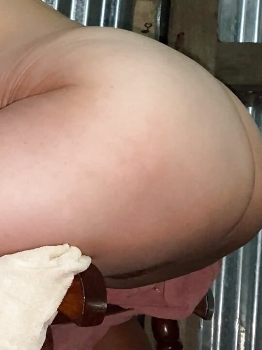Come inside my pussy of Extremely horny Indian Tamil girl from x video.