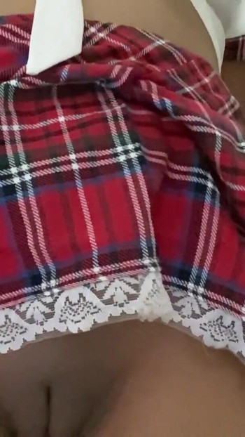 Mesti lihat detik dari video mengusik "awek sekolah seksi membuka pakaian"