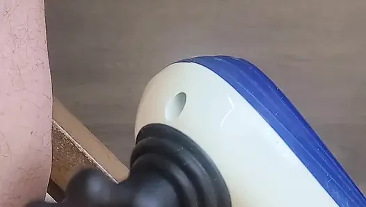 Masajcı yarağıma masaj yapıyor