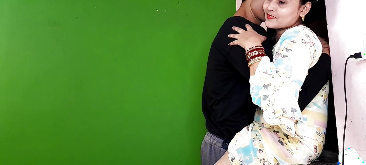 Pujaprem romantična noć, boravak kod kuće i puno fantazije