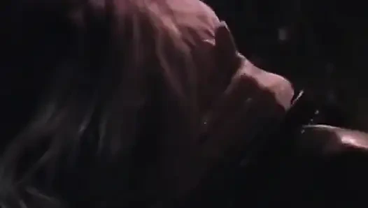 Jessica Rizzo представляет две сцены со шлюшками, которые любят сосать член 05