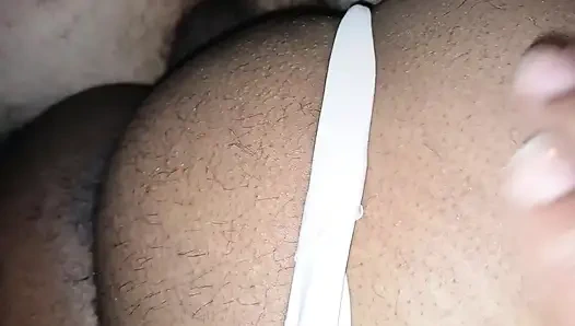 Siyah Sürtük Büyük Yarakla Sikiliyor Dövmeli Kıvrımlı Penis